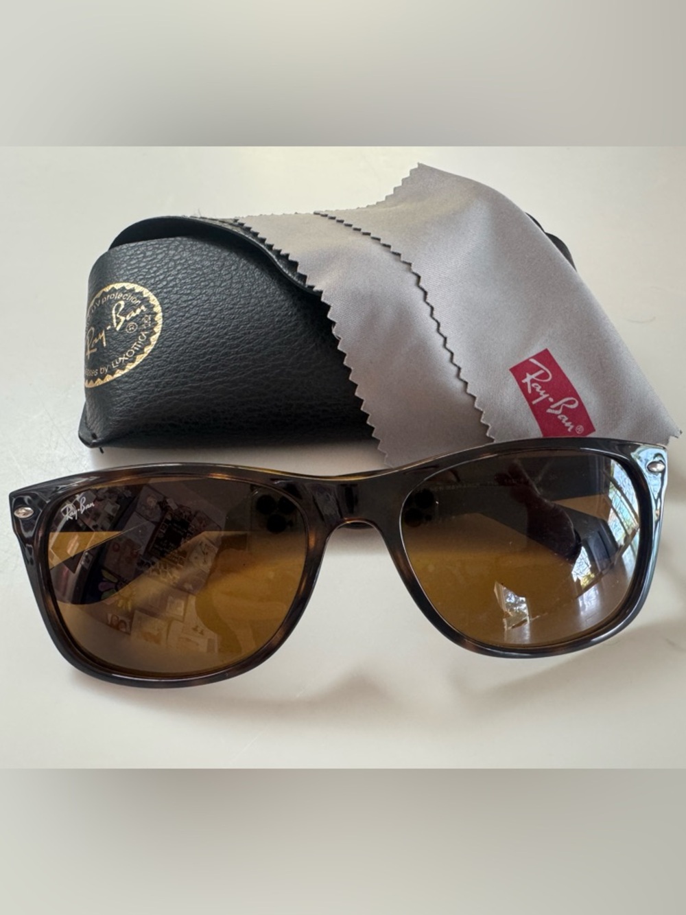 Ray-Ban New Wayfarer Sunglasses RB2132 Tortoise Brown 58mm – Made in Italy